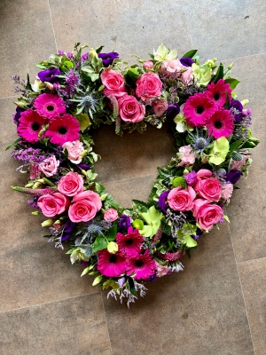 Shades of Pink Open Heart