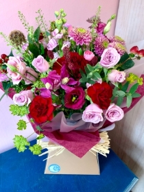 Berry Bright Gift Bouquet